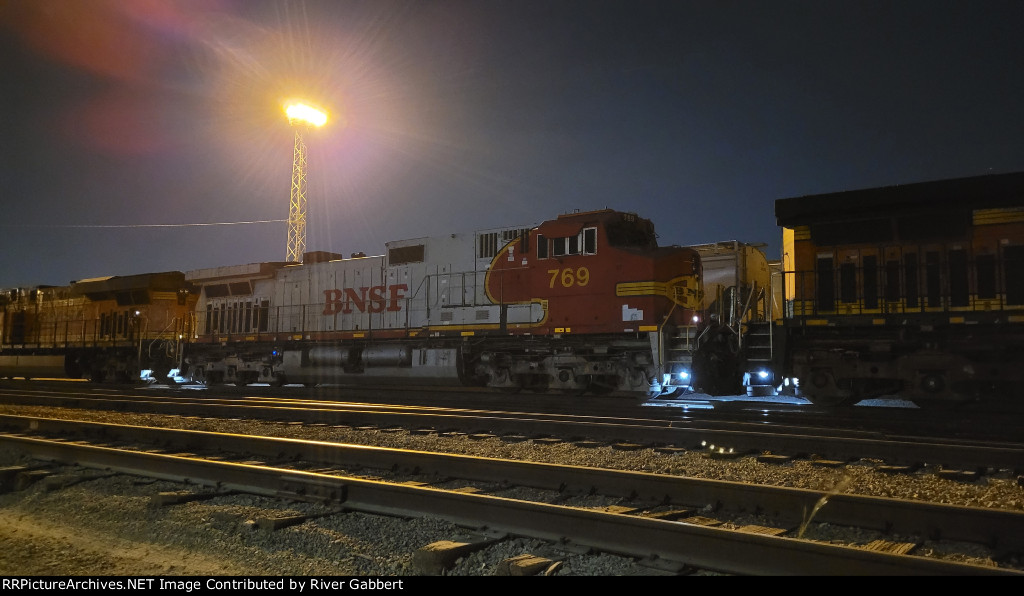 BNSF 769